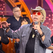  Chrystian comemorou 60 anos de música no palco do The Noite