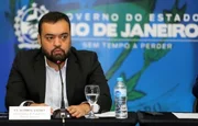 Cláudio Castro (PL) – O atual governador do estado carioca tentará reeleição pelo Partido Liberal (PL)