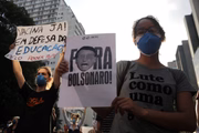 Manifestação contra o presidente Jair Bolsonaro em São Paulo