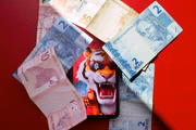 Apostadores dizem investir valores altos no jogo do tigrinho 