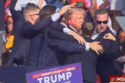 Trump sangra após barulho de tiros em comício na Pensilvânia