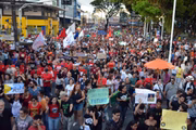 PB - PROTESTO-DEFESA-EDUCA«√O-PB - GERAL - Protesto de estudantes contra os cortes do governo de Jair Bolsonaro na educaÁ„o em Jo„o Pessoa (PB), nesta terÁa-feira (13). 13/08/2019 - Foto: ED‘NIO ALVES/FUTURA PRESS/FUTURA PRESS/ESTAD√O CONTE⁄DO