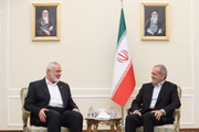 Masoud Pezeshkian, presidente eleito do Irã, encontra-se com Ismail Haniyeh