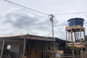 Segundo denúncias, o gato de energia causou prejuízo aos vizinho