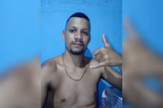 Leonardo foi acusado por duas moças de tentativa de roubo em Nova Iguaçu e acabou sendo espancado por populares e preso pela polícia