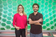 Fernanda Gentil ao lado do seu ex-companheiro de programa Felipe Andreoli