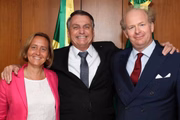 Presidente Jair Bolsonaro recebeu a deputada Beatrix von Storch, vice-líder do partido Alternativa para a Alemanha. Grupo é acusado de propagar ideias neonazistas