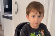 A mãe só queria saber como o menino reagiria 
