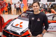 Nelsinho Piquet esteve presente no evento para prestigiar o novo carro