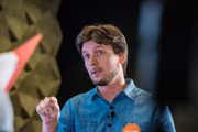 Alexandre Guerra (Novo): “A desobstrução da Orla do Lago Paranoá tem que ser criticada. Acho um absurdo do jeito que foi feita. Derrubar sem colocar nada, sem planejar uma contrapartida com projetos, não é certo. Está tudo abandonado e virou ponto de drogas. Se fosse feita de forma planejada e organizada, eu poderia ser a favor, mas não do jeito que foi feita”