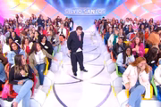 Silvio Santos perde as calças durante programa no SBT