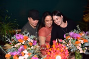 Silvia Abravanel com o noivo, Gustavo Moura, e a filha, Amanda 