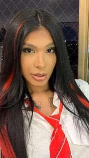 Pocah foi vaiada durante o show do RBD e se manifestou nas redes sociais