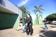 Policiais foram às ruas após nova fase da Operação Trickster, deflagrada pela PCDF e que investiga esquema de fraudes e desvios de recursos do Sistema de Bilhetagem Automática (SBA)