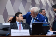 Petistas deverão jantar com Lula na próxima semana para tratar de Alcolumbre