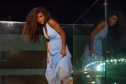 Ela é responsável por entrevistar os eliminados da 5ª edição do Power Couple Brasil 