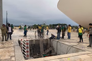 Manifestantes bolsonarista enfrentam a polícia, invadem e destroem o Congresso Nacional 
