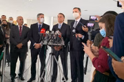 Presidente Bolsonaro, Arthur Lira e Rodrigo Pacheco durante coletiva no Palácio do Planalto