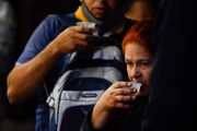 População tirou casacos do guarda-roupa após madrugada mais fria do ano
