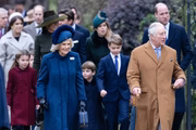 Rei Charles e rainha Camilla com George, Charlotte e Louis, filhos de William e Kate Middleton 