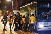 Caravanas organizadas por militantes bolsonaristas partem rumo à Brasilia para ato conclamado pelo presidente