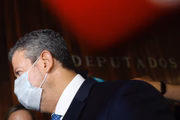 Presidente da Câmara dos Deputados, Arthur Lira chega ao Congresso e após falar com a imprensa na chapelaria segue para o plenário da Câmara