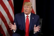 Trump discursa