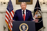 Segundo jornal, Trump apresenta sintomas leves de Covid-19