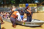 Resgate e ajuda das vítimas após chuvas em Pernambuco
