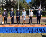 Autoridades realizaram ato simbólico para marcar início das obras