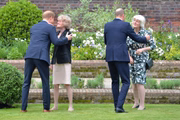 As irmãs da princesa Diana, Sarah McCorquodale e Jane Fellowes, com os sobrinhos Harry e William