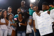 Velório dos mortos na escola em Suzano