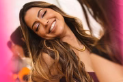 Natural de Crixás, em Goiás, Laís é médica e tem 30 anos. Ela atua em clínica geral, e está terminando a especialização em dermatologia. Nas redes sociais, a sister já reúne mais de um milhão de seguidores