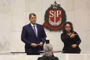 Recém-empossado, Tarcísio faz primeiro discurso como governador de São Paulo, no plenário da Assembleia Legislativa