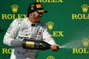 Lewis Hamilton comemora vitória
