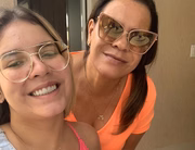 A cantora sertaneja morreu nesta sexta-feira após a queda de seu avião em Caratinga (MG)