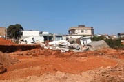 Outras duas casas estão em risco