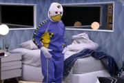 Carla vestida de Dummy