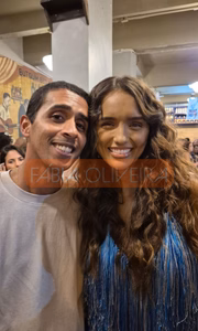 Ela curtiu o Encontros Casuais, roda de samba de Mosquito (na foto) e Ignacio Rios