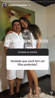 Ele disse que não tem filho preferido, mas publicou uma foto com a filha 