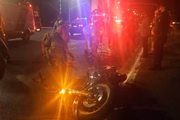 O condutor da moto perdeu o equilíbrio e caiu