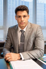 Renato/Christian (Cauã Reymond)