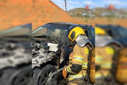 Bombeiros evitaram que o incêndio atingisse o interior do veículo