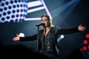 Mas Sandy gosta de cantar sozinha