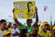 Manifestante pede anistia para envolvidos nos atos de 8 de Janeiro