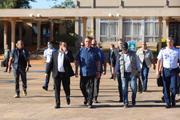 Bolsonaro chega a Cuiabá: presença garantida no 7 de setembro