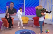 Cariúcha fez desafio com personal no Fofocalizando