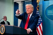 Temendo deportação por Trump, brasileiros buscam cidadania europeia