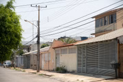 Antes, o pastor Nei morava em uma humilde casa em Samambaia 