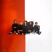 Uma de suas músicas mais novas, Bichinho, tem mais de 170 mil visualizações no YouTube